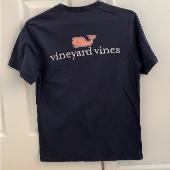 Men’s classic Vineyard Vines T-shirt - Picture 2 of 2
